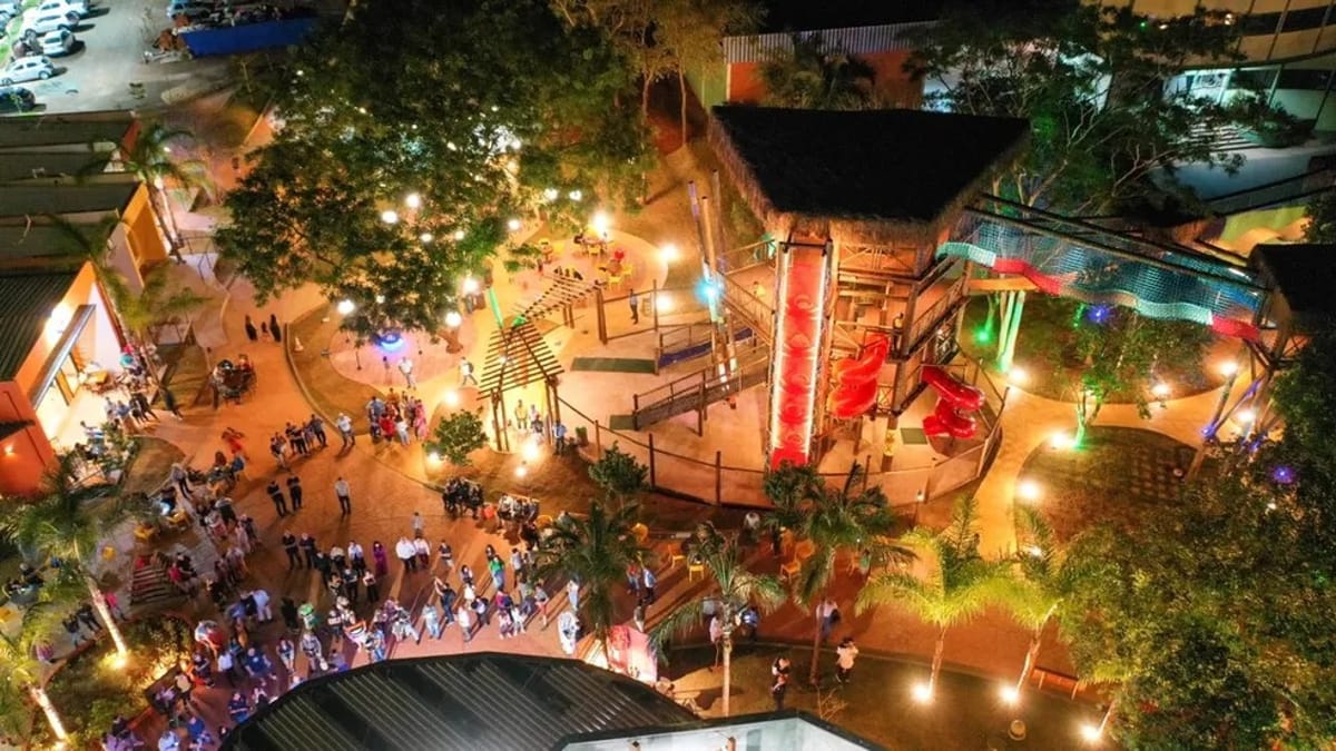 A 'Vila Guarani' é um dos espaços mais populares da 'Orlando Brasileira', aos quais sempre são visitados