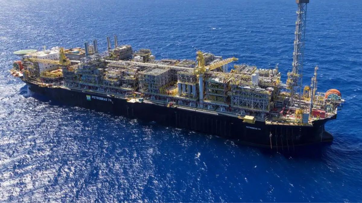 Petrobras arrecada valor bilionário com venda de títulos no exterior