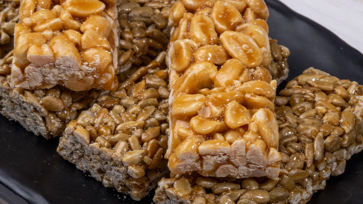 O doce surgiu no Brasil Colonial, por volta do século XVI, com a chegada da cana-de-açúcar à Capitania de São Vicente