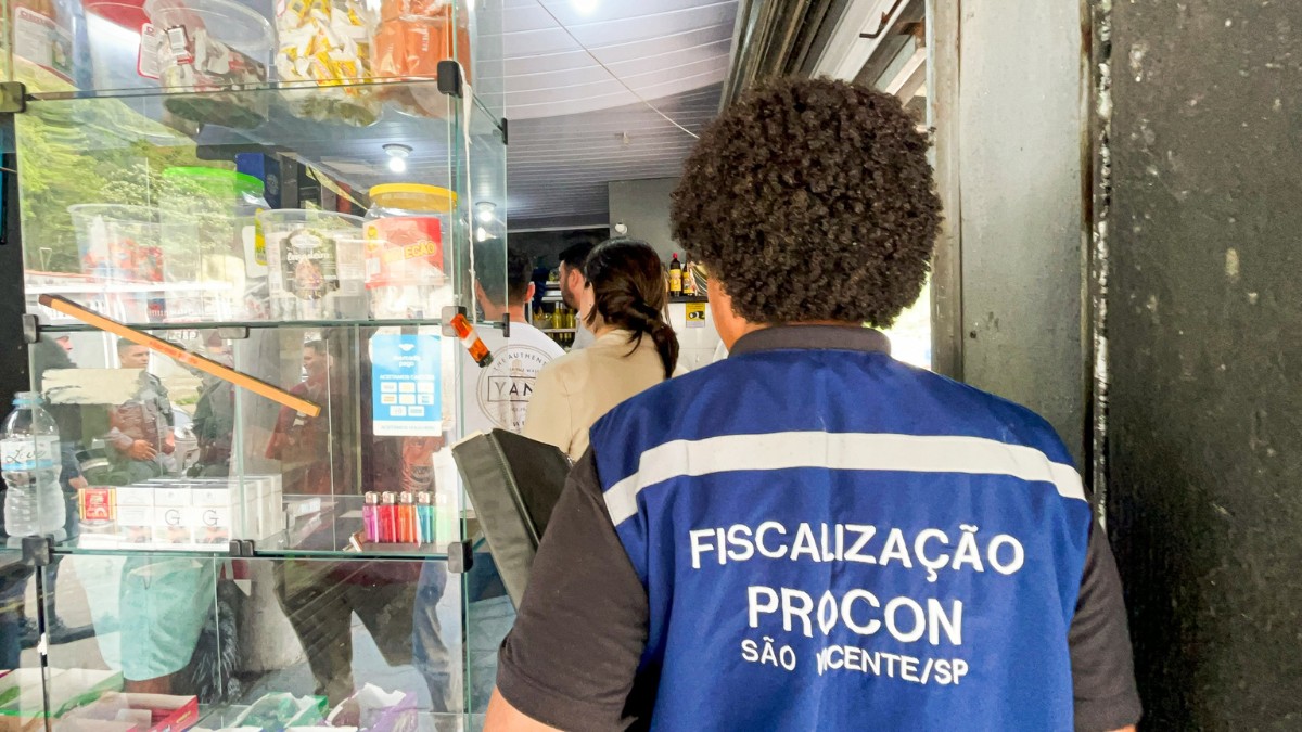 Operação interdita adega clandestina em São Vicente