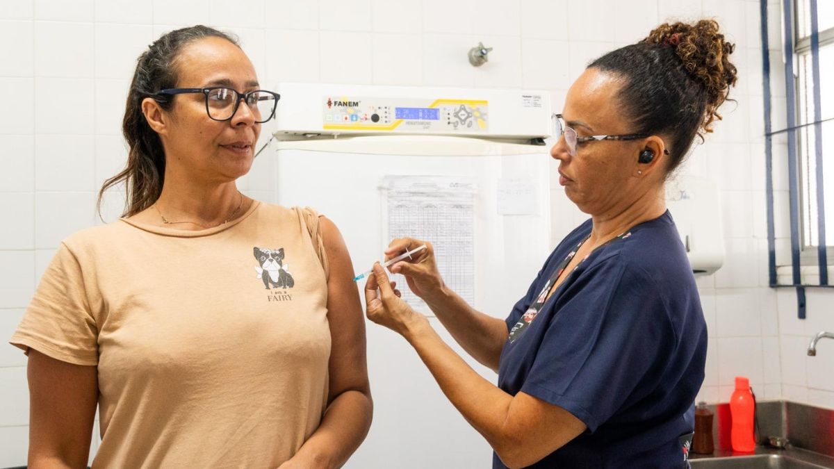 Ao todo, foram aplicadas 647 doses de vacinas em diferentes pontos da cidade