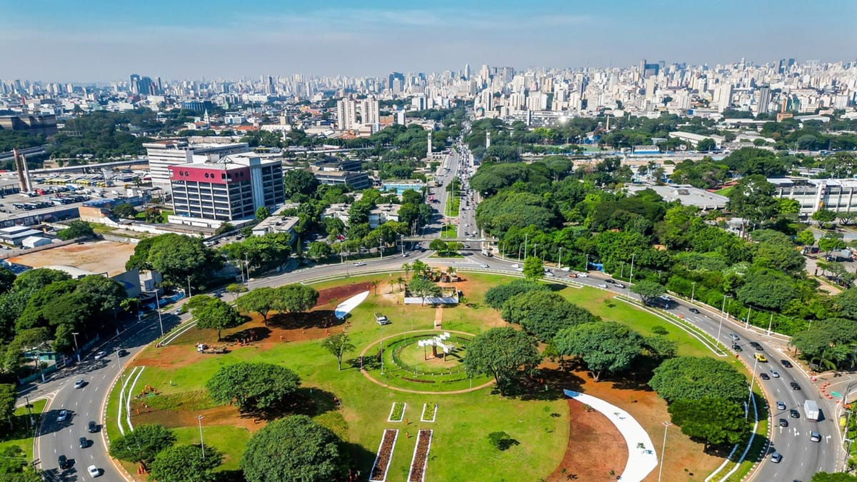 A cidade é conhecida pelos altos números de empregabilidade