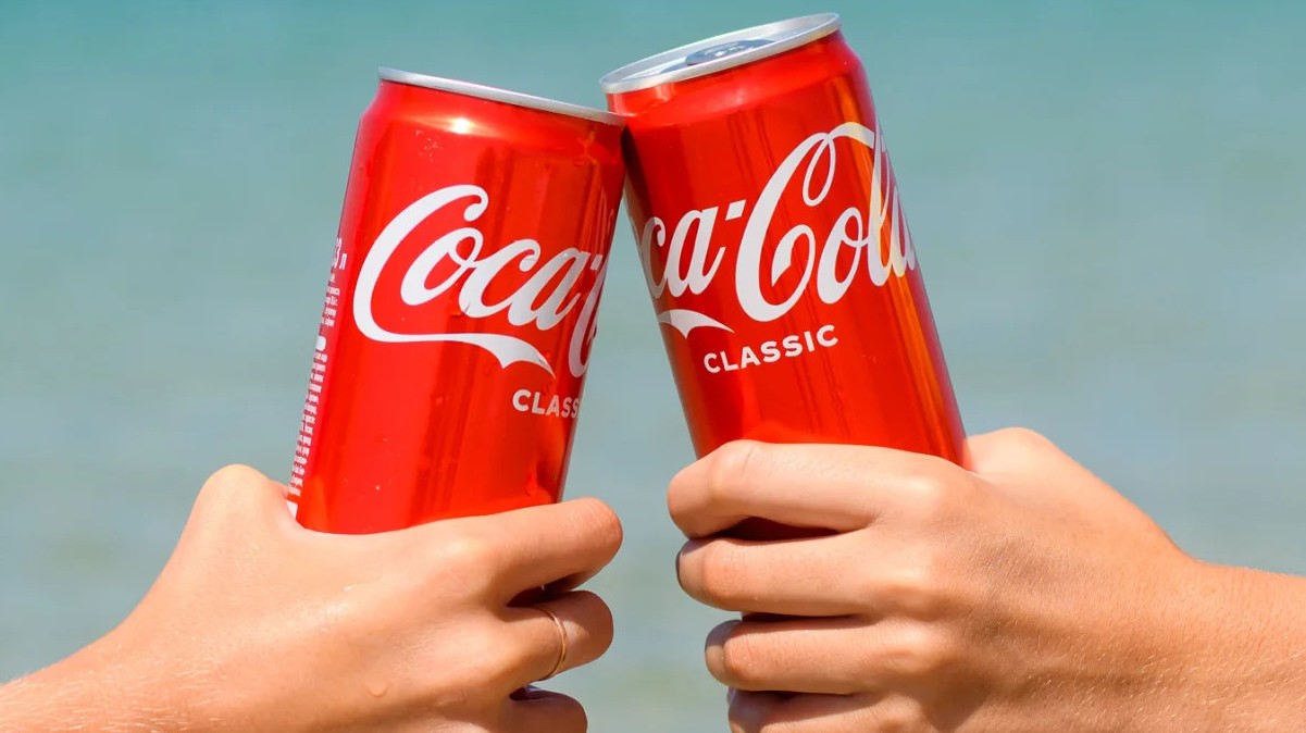 Trump pediu e a Coca-Cola atendeu ao mudar o açúcar do refrigerante