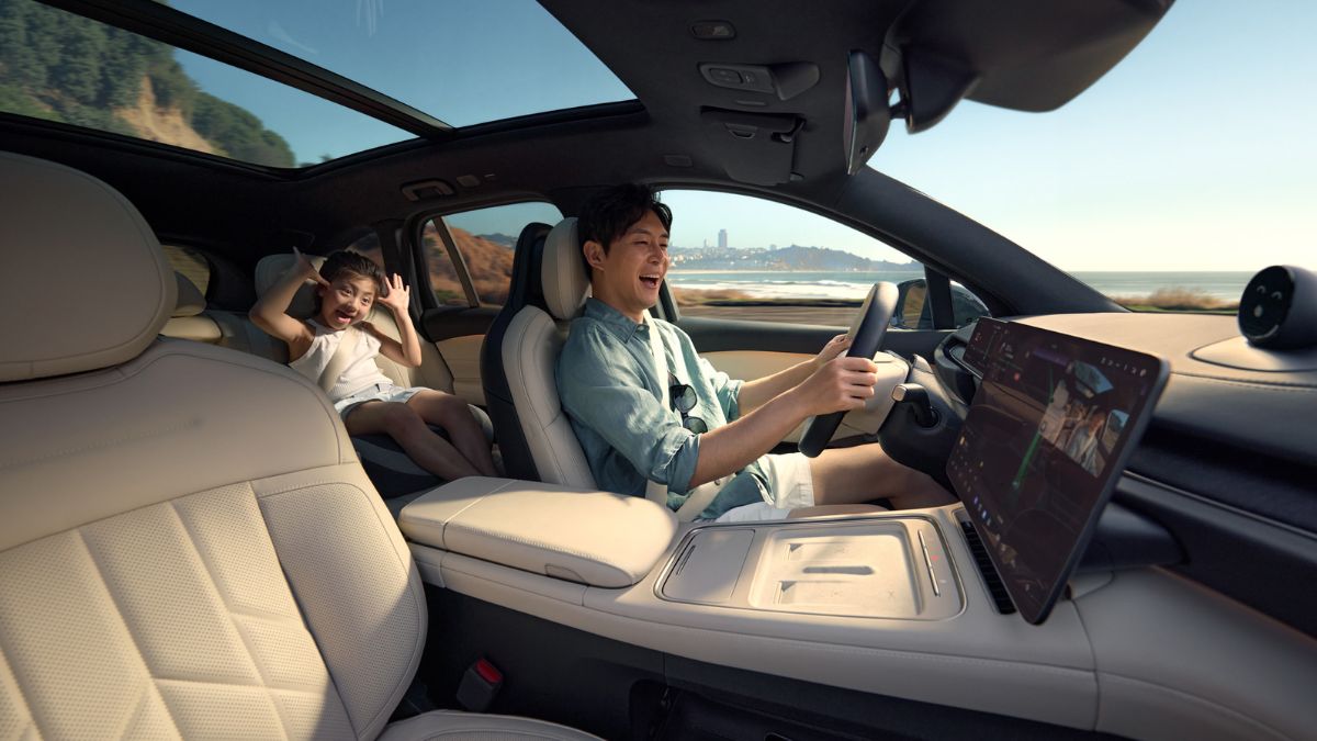 Com mais de 100 montadoras ativas e forte aposta em veículos elétricos e híbridos, a China se consolida como uma potência automotiva