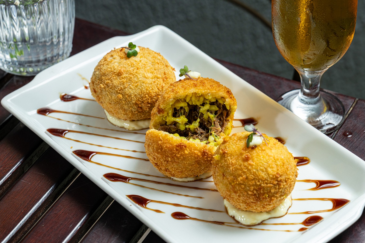 A Osteria Santos Sabores vai concorrer com o Suppli de ossobuco (trio de bolinhos); custa R$ 59