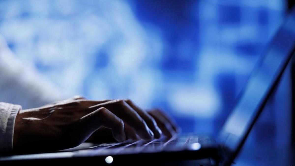 É exigida experiência mínima de seis meses nas atividades descritas no edital