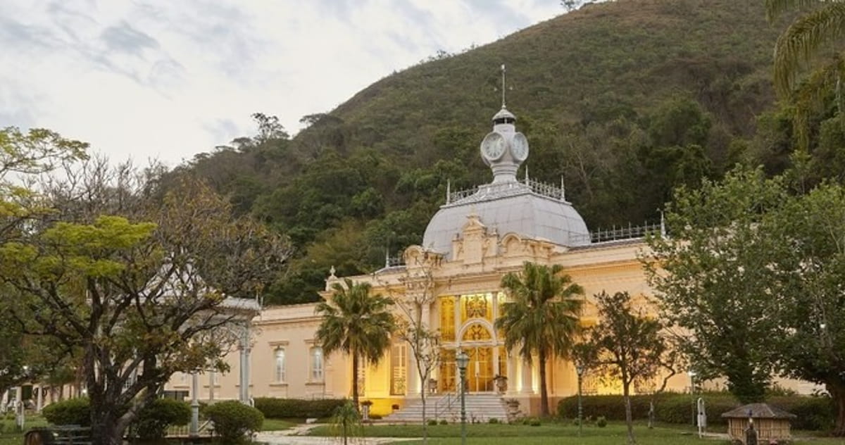 Tombado pelo Instituto Estadual do Patrimônio Histórico e Artístico de Minas Gerais (IEPHA), o Parque das Águas é símbolo da identidade de Caxambu