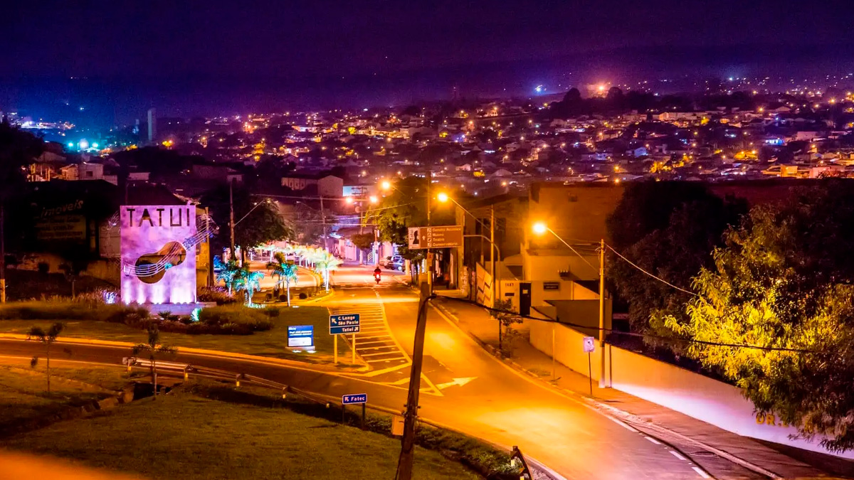 Cidades como Tatuí e Várzea Paulista se destacam nesse cenário e vêm atraindo famílias em busca de equilíbrio entre vida pessoal e profissional.