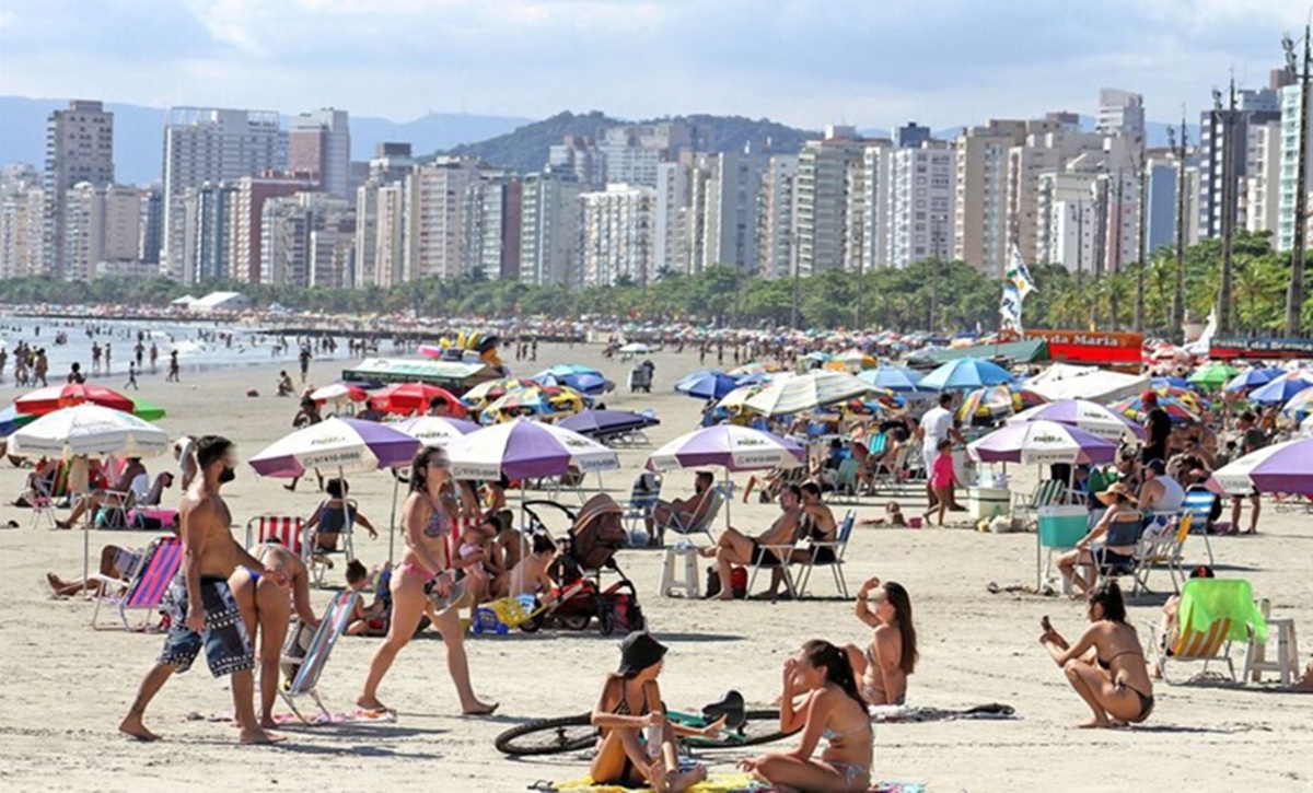 Para ajudar banhistas e visitantes, a reportagem reuniu o posicionamento oficial de cada prefeitura