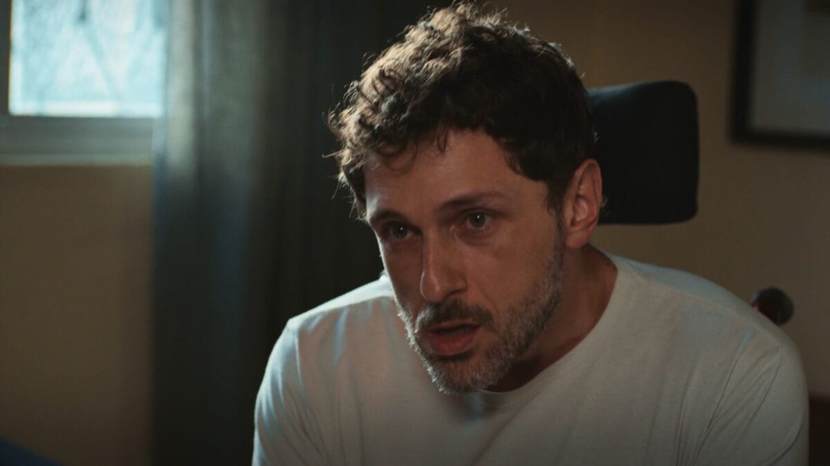 Leonardo (Guilherme Magon) em 'Vale Tudo'