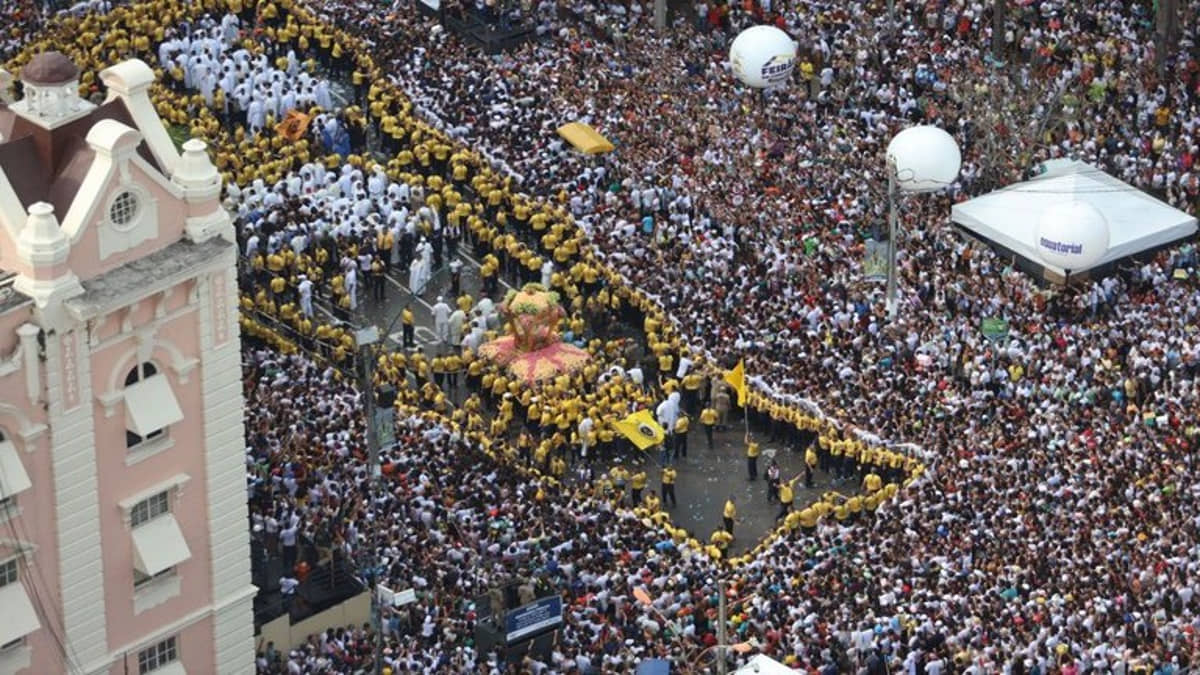 Transmissão de TV registra milhares de fiéis no Círio de Nazaré