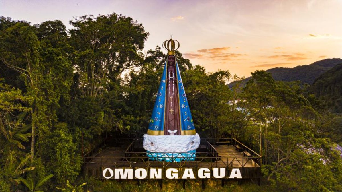 A cidade se prepara para receber fiéis nos festejos religiosos