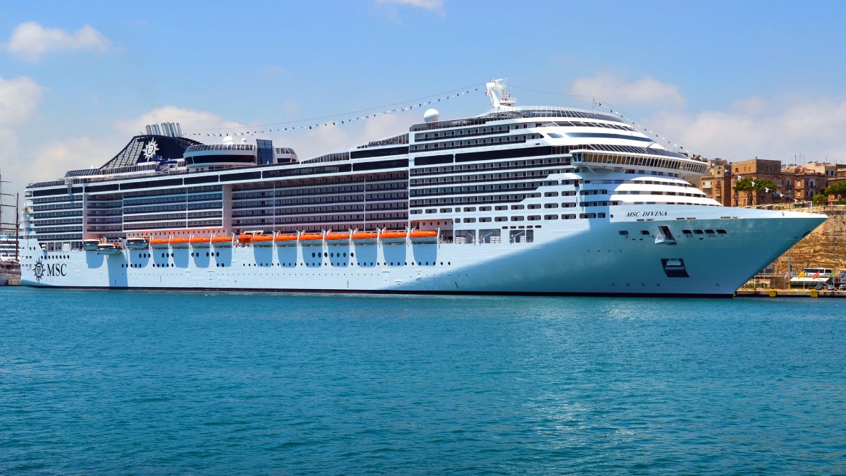 Com piscina de borda infinita e homenagem a Sophia Loren, o MSC Divina está confirmado para sua primeira temporada regular no país
