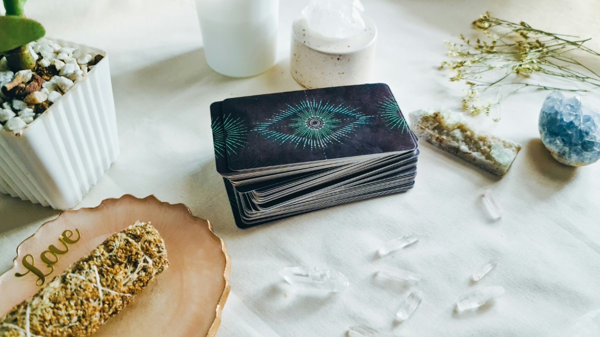 Quer saber quais são os corações que nasceram para ficar? O Tarot revela!