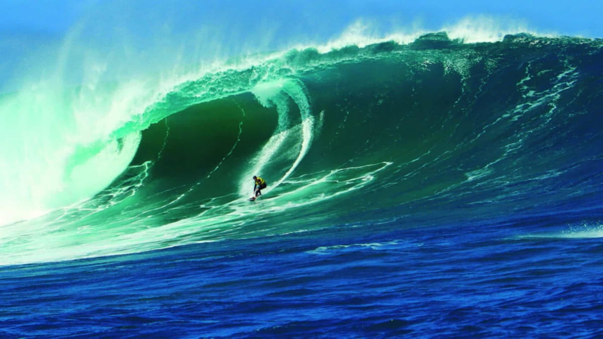 O recorde colocou o município no mapa internacional do surfe de ondas grandes e rendeu ao destino o apelido de "Nazaré Brasileira"