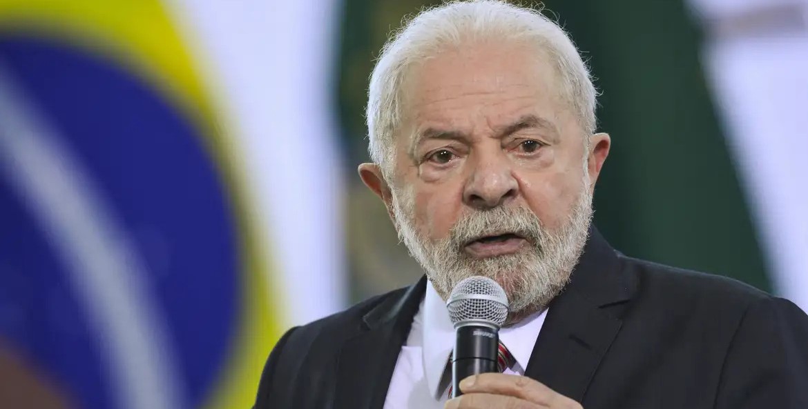 Presidente Lula afirmou que vai se candidatar à presidência do Brasil em 2026