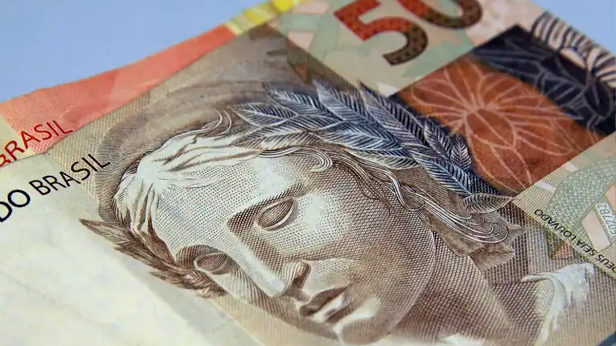 Em tempos de alta no custo de vida, uma profissão tradicional, muitas vezes subestimada, está ganhando destaque pelas redes sociais, e pelos altos salários.