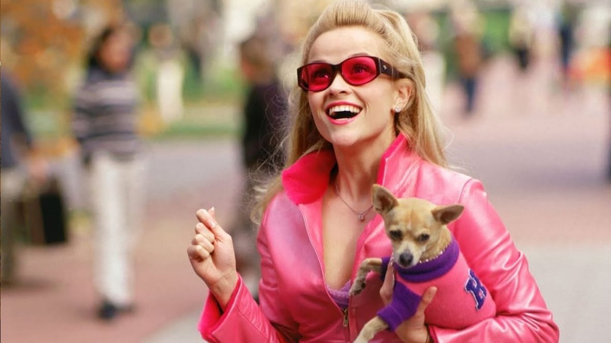 Reese Witherspoon em cena de 'Legalmente Loira'