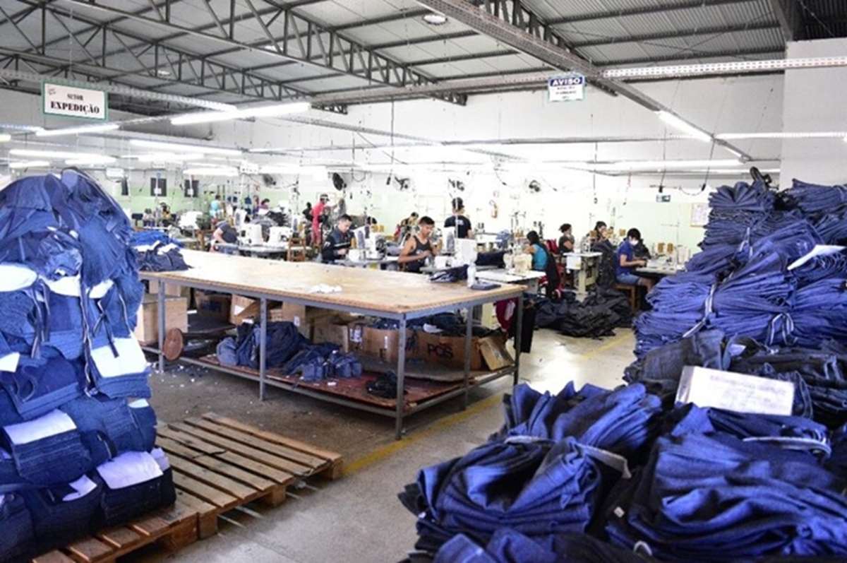 Urupês, cidade do noroeste paulista a 420 km da capital, ganhou destaque nacional como a 'Capital do Jeans'