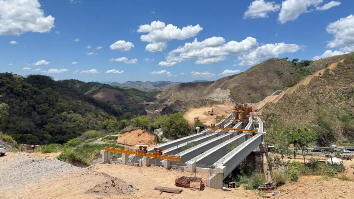Importante gargalo do país tem obras aceleradas e promete o fim do traçado sinuoso de 1928, dois anos antes do previsto