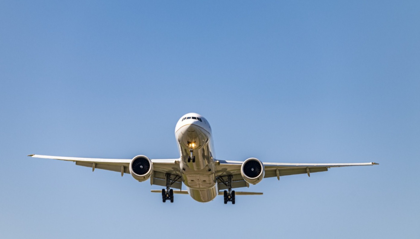 Com mais de 100 empresas integradas e cerca de 15 mil empregos diretos, o cluster cobre aeronáutica, defesa, espaço, aviônicos e manutenção aeronáutica (MRO).