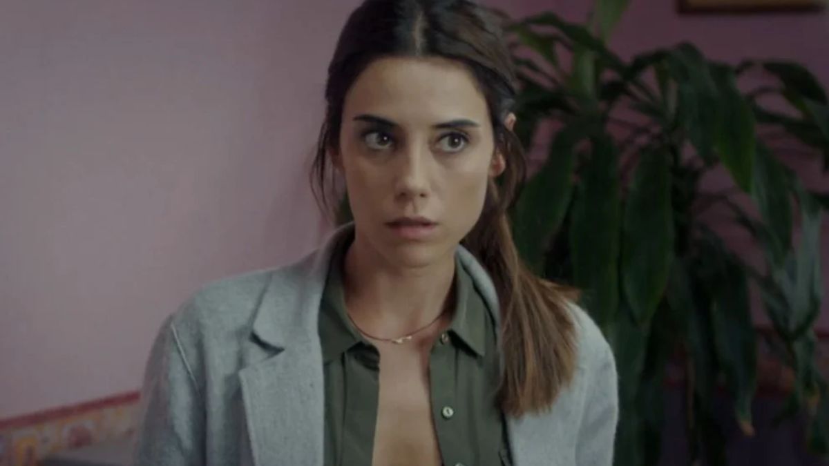 Zeynep na novela turca 'Mãe'
