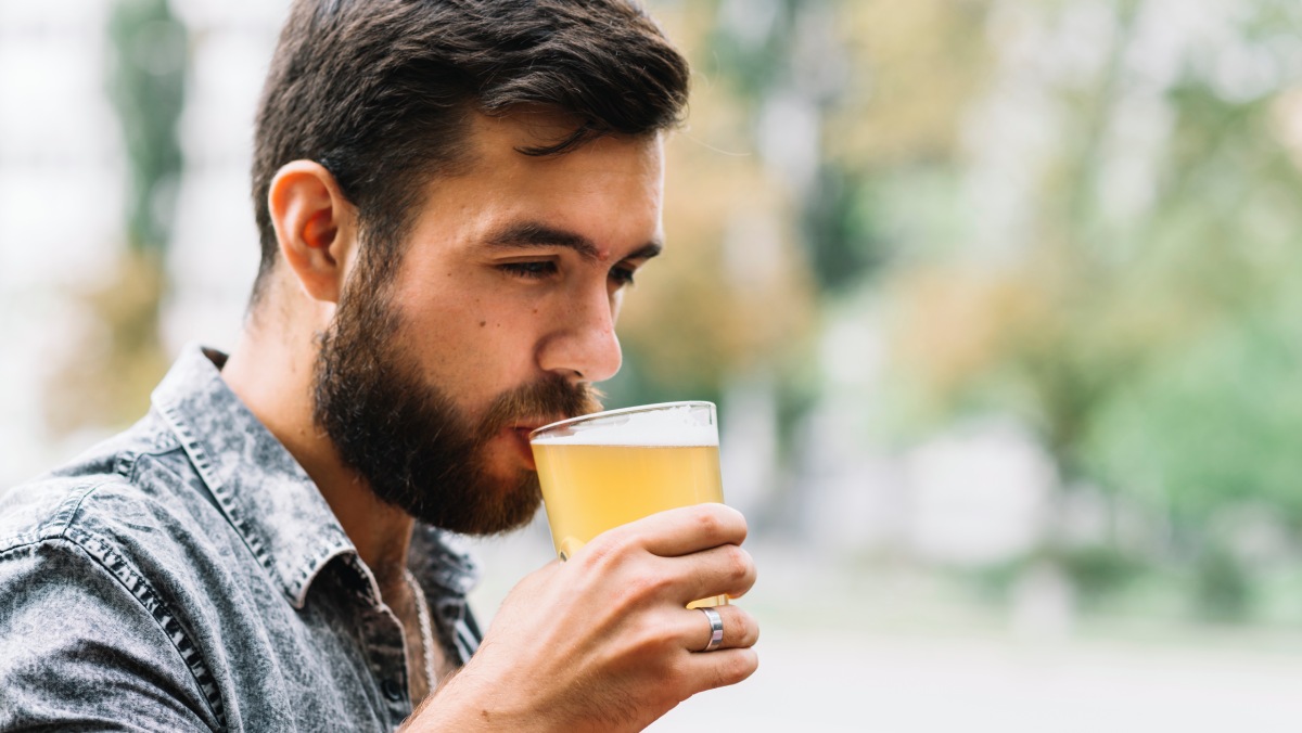 O problema de hidratação no verão reside nas bebidas com alto teor de açúcar