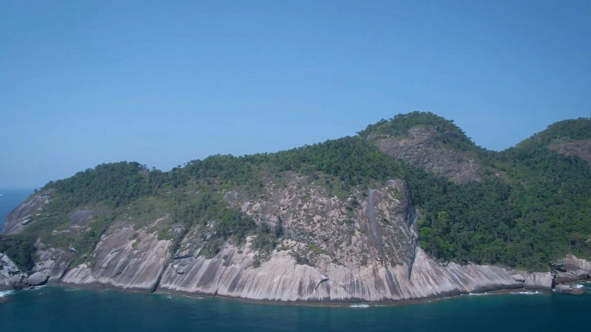 O arquipélago é administrado pelo ICMBio, que controla e monitora as visitas