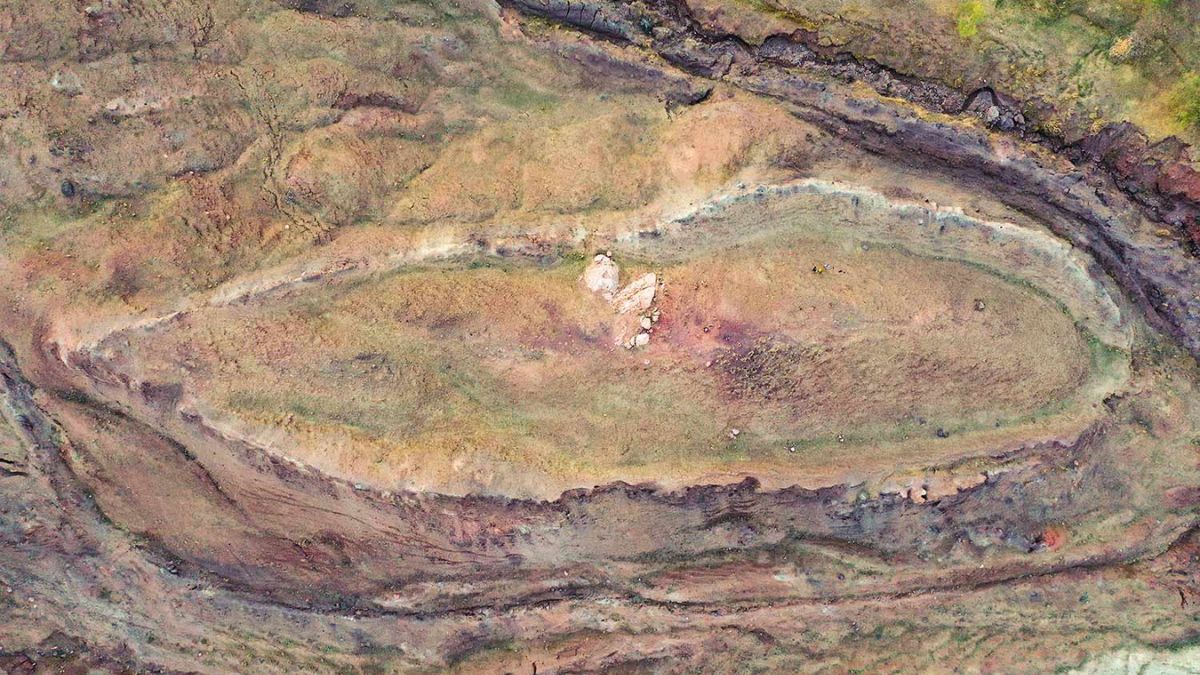 Formação de Durupınar, na Turquia, investigada pelo projeto Noah's Ark Scans como possível vestígio da chamada 'Arca de Noé'