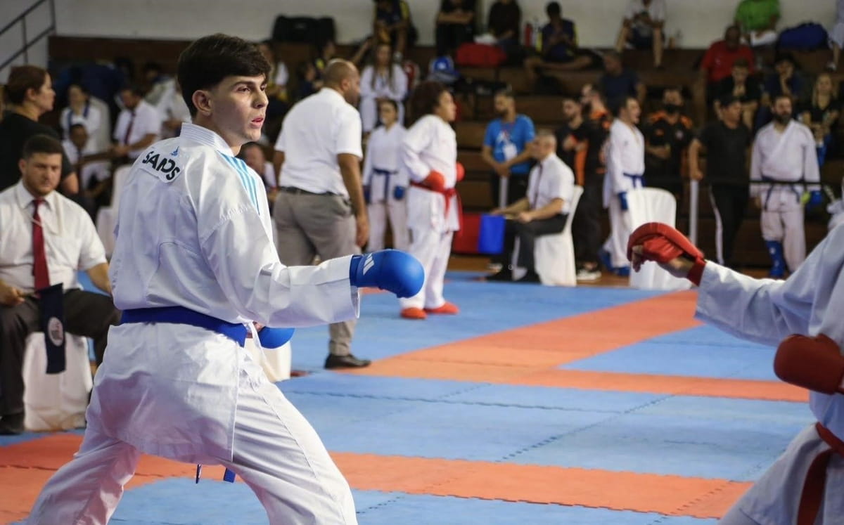 Campeão brasileiro nas categorias sub-21 e sênior em 2022, com apenas 18 anos, o santista quer mais uma medalha para sua vasta coleção