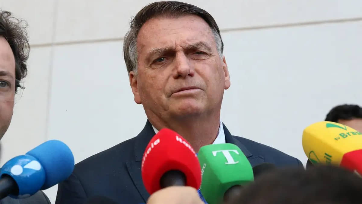 De acordo com uma publicação feita por Michelle nas redes sociais, o acidente teria ocorrido após uma crise