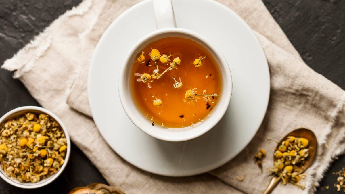 A camomila pode diminuir o estresse e e melhorar a qualidade do sono