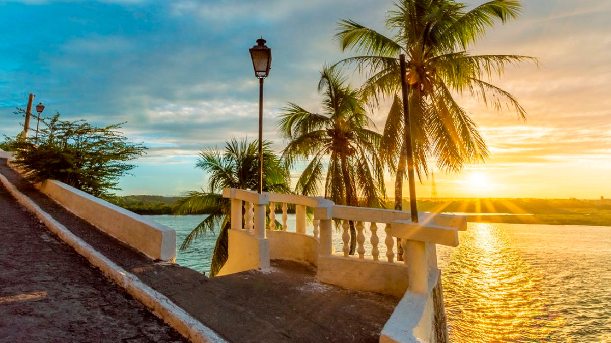 Localizada no sul de Alagoas, a cerca de 170 km de Maceió, Penedo é um verdadeiro tesouro histórico e cultural