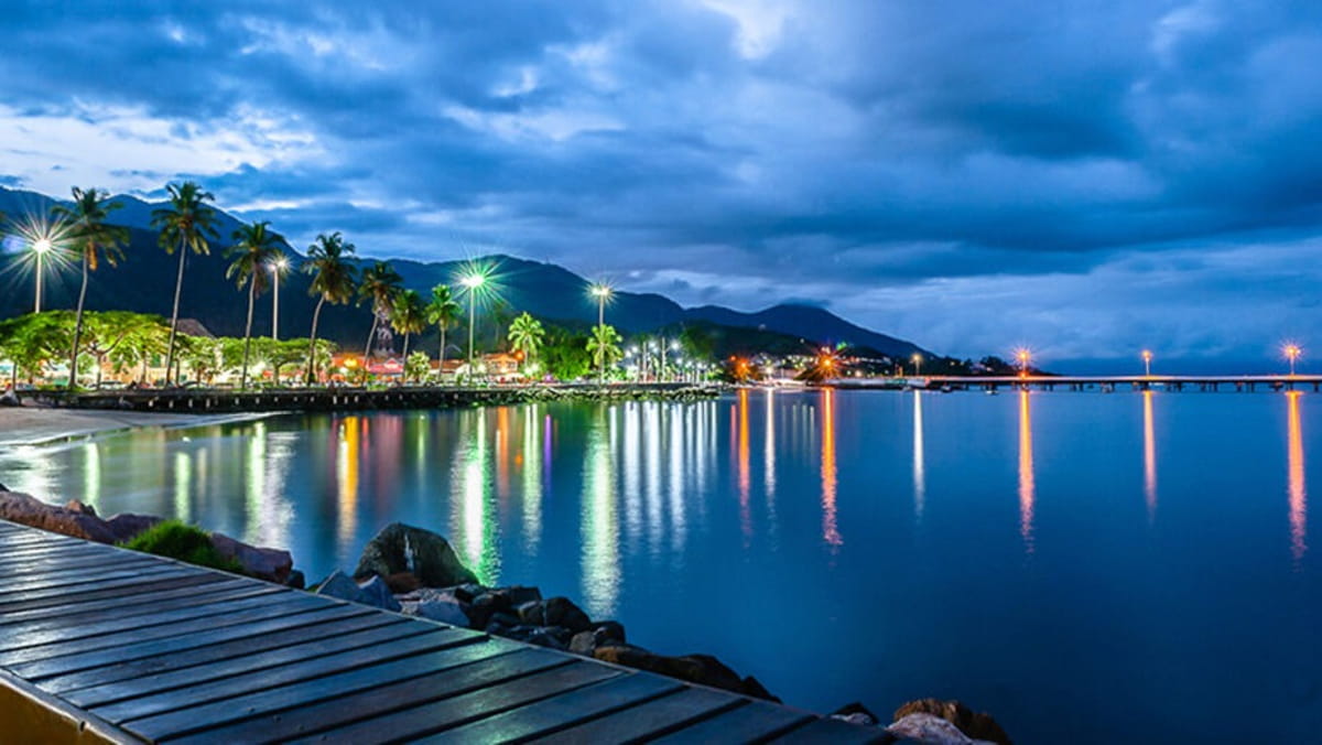 Além de preservar seu patrimônio arquitetônico, São Sebastião também se destaca no turismo pelas suas praias exuberantes