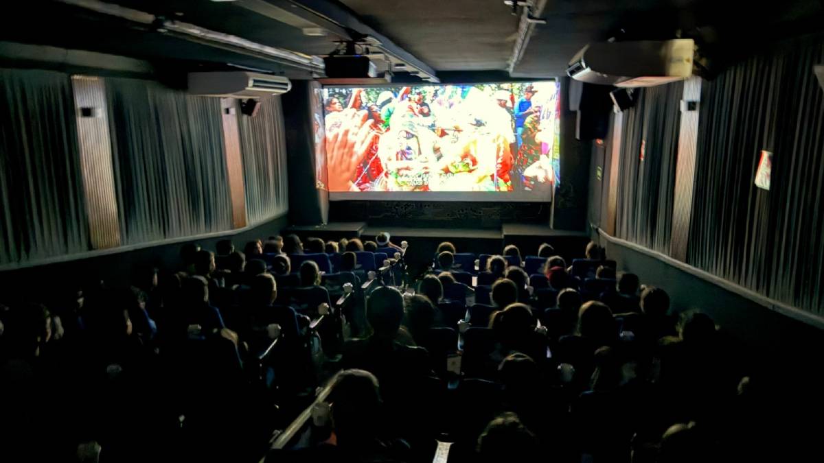 Em Praia Grande, o cine itinerante receberá a população na rua João Batista de Siqueira, em frente ao Clube Palmeiras, ao lado da Escola Idilio Perticaratti