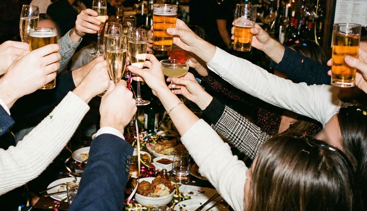 Período, marcado por encontros entre colegas de trabalho, amigos e familiares, promete ser o mais forte do ano para o setor gastronômico da região