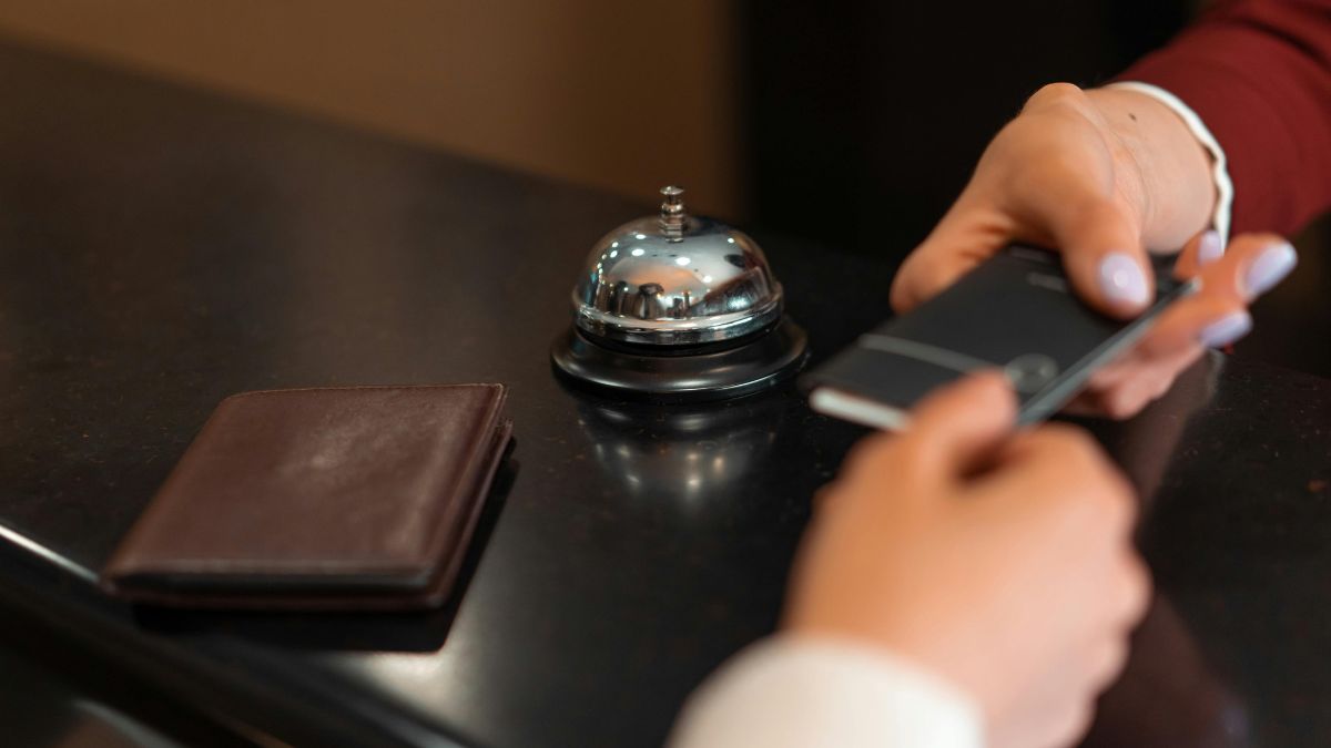 Hóspede poderá suspender serviços, desde que não afete padrões sanitários