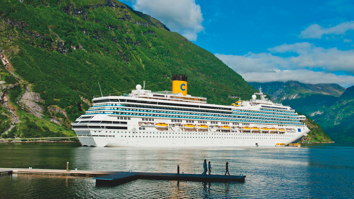 A campanha é válida para reservas feitas até 23 de novembro ou enquanto durarem as 50 cabines promocionais por saída, o que ocorrer primeiro.