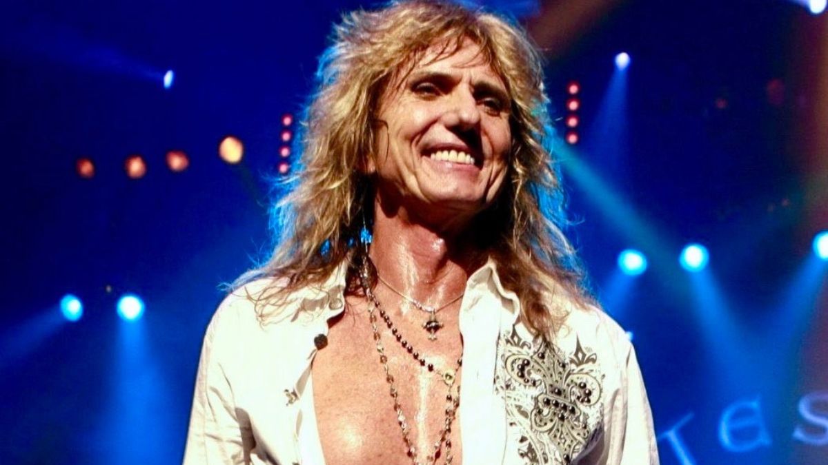 David Coverdale encerra uma carreira que durou mais de cinco décadas