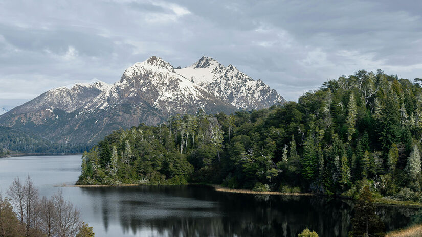 Se a ideia é curtir baixas temperaturas, montanhas e aquele clima europeu tão procurado no inverno, muita gente pensa imediatamente em Campos do Jordão