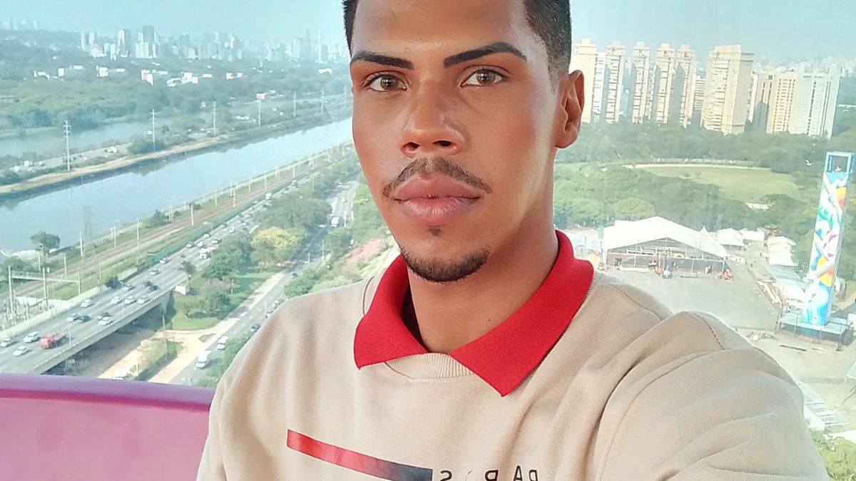 O ex-Ken Humano enfrenta um momento de grande instabilidade financeira e emocional