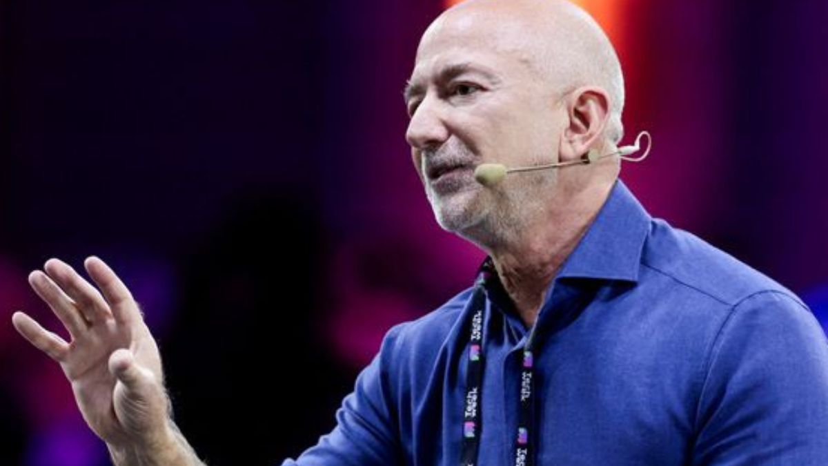 Jeff Bezos, durante a Semana Italiana de Tecnologia 2025