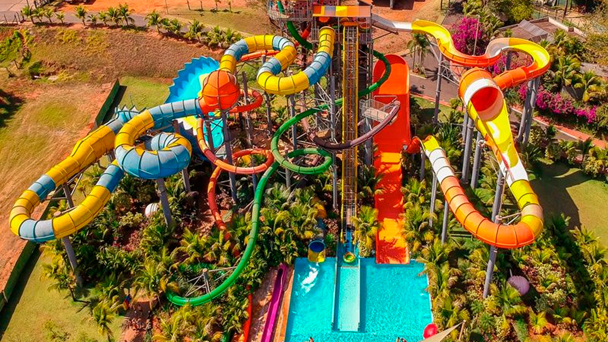 A ação, chamada de Thermas Black, foi criada para atrair visitantes para o início da alta temporada