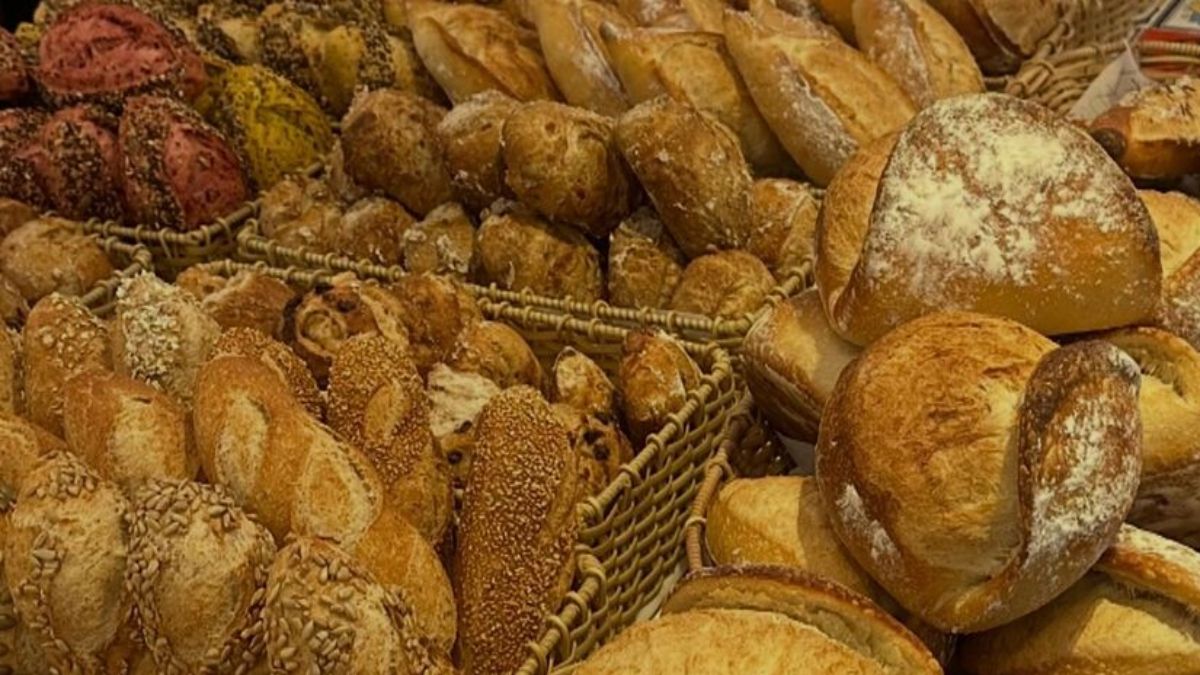 Além de ser considerada uma das melhores padarias de São Paulo, ela fica aberta durante 24 horas