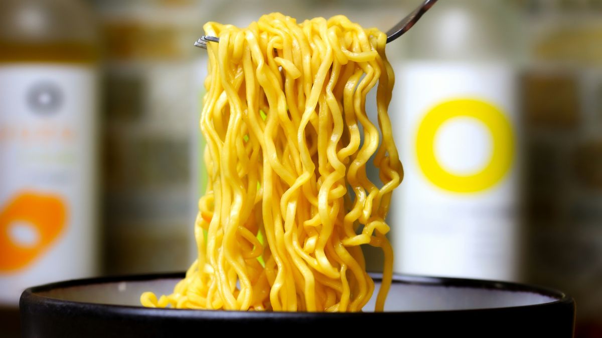 Os alimentos estavam infecados por um microrganismo que pode ser encontrado na água, no solo e em animais