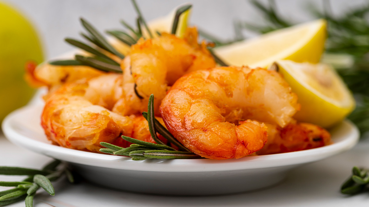 A comparação direta com o camarão, um dos frutos do mar mais consumidos no país, coloca a trilha em vantagem quando o assunto é alimentação diária