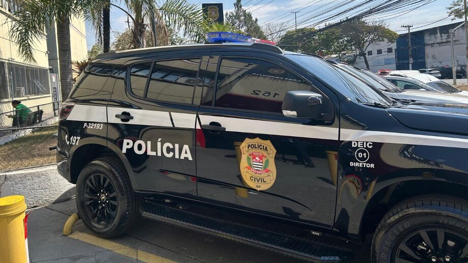 Durante as longas noites de observação, os policiais civis notaram uma movimentação inquietante