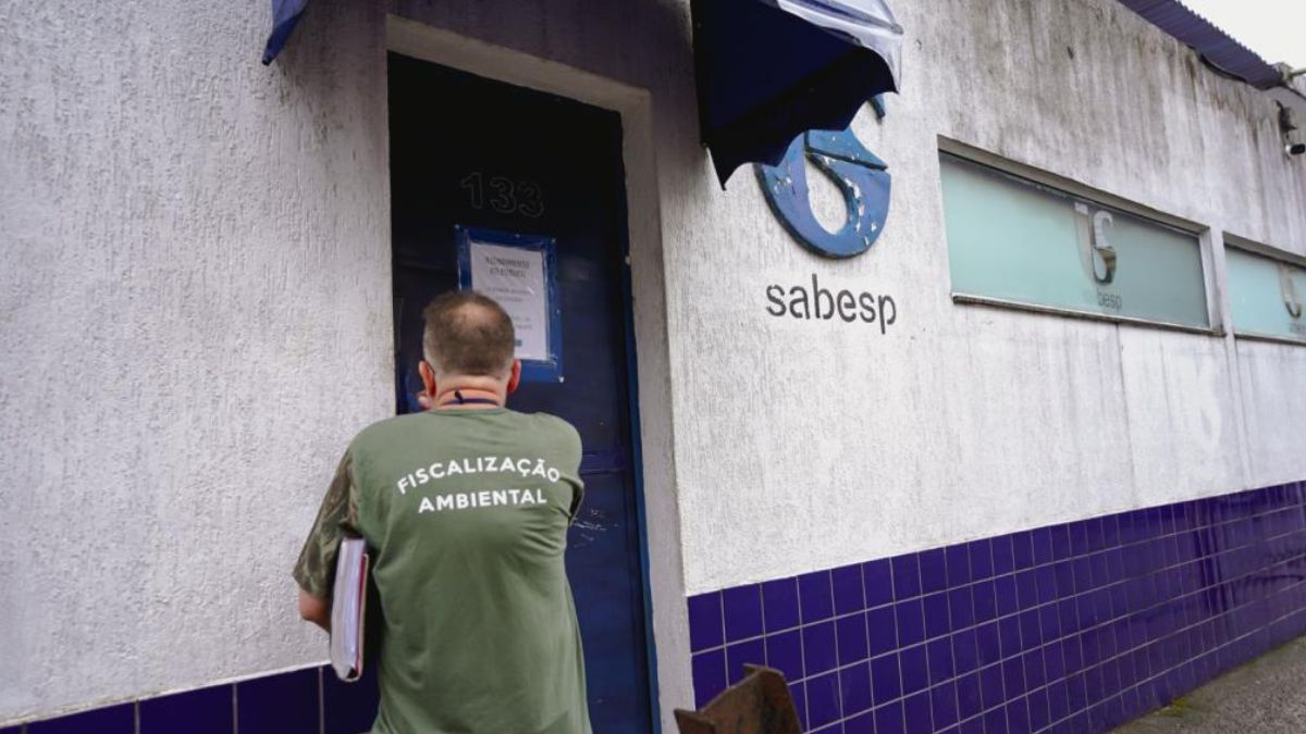 Sabesp é multada em R$ 3,7 mil por poluição nas praias de Mongaguá