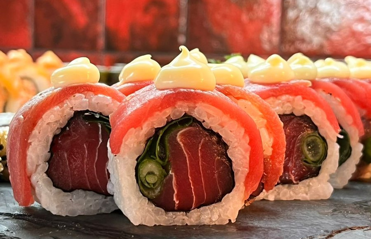 No Haru são comprados 5,5 toneladas de salmão, 750 quilos de atum, 600 quilos de filé de tilápia e 800 quilos de camarão por mês