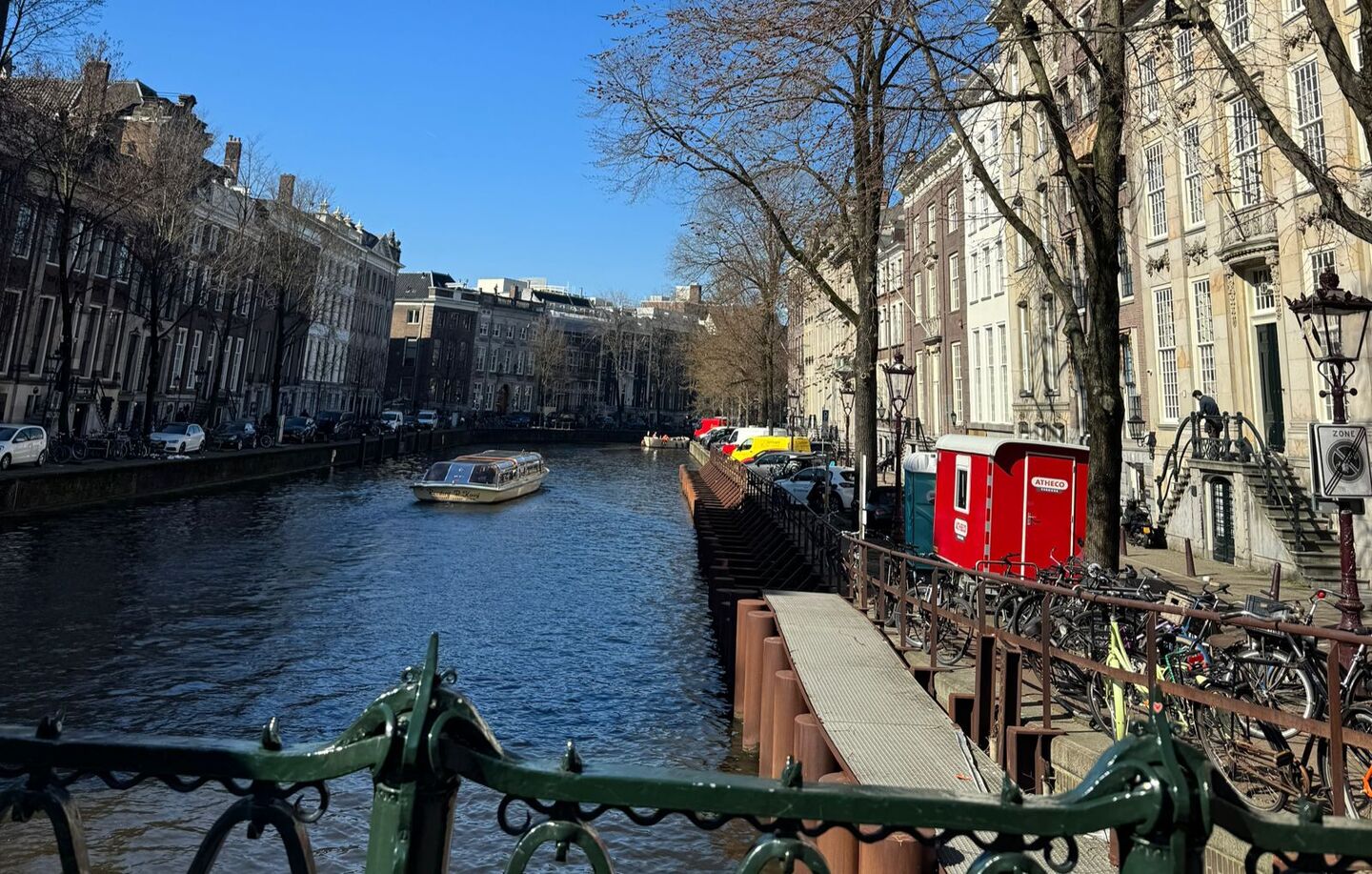 A ascensão holandesa foi impulsionada por altas pontuações em saúde pública, segurança geral, proteção de mulheres, viajantes negros e LGBTQIA+